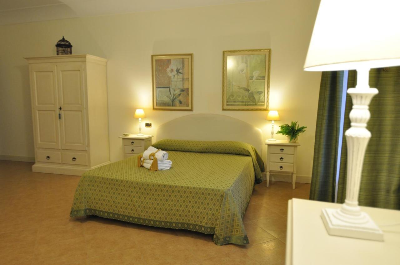 Villa Marcella Room Porto Cesareo Exterior photo