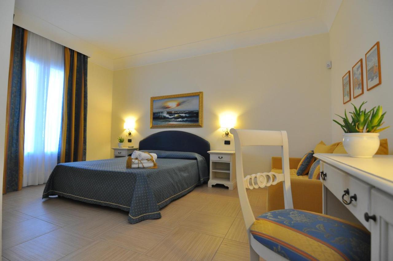 Villa Marcella Room Porto Cesareo Exterior photo